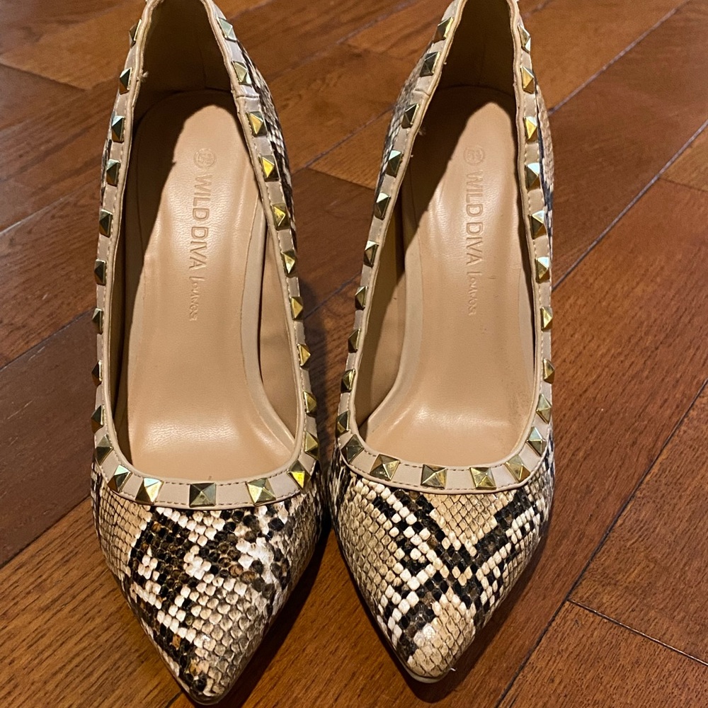 Beautiful animal print heels